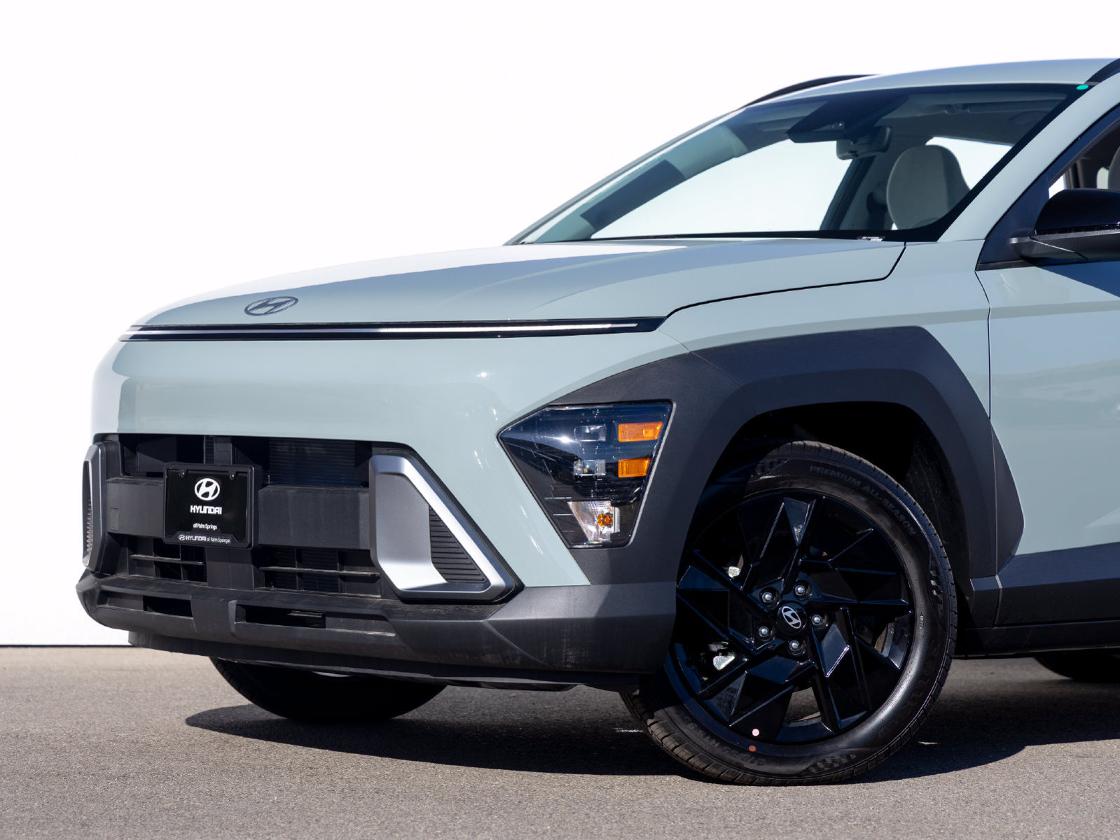New 2027 Hyundai Kona SEL Sport FWD image 2