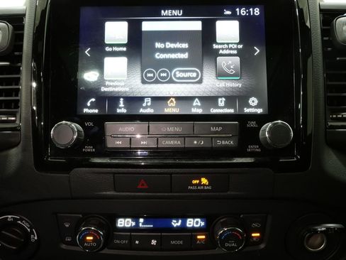 Used 2022 Nissan Frontier PRO-4X w/ Pro-4X Premium Package image 20