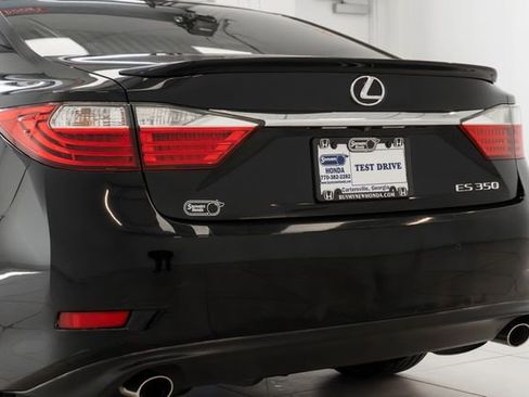 Used 2013 Lexus ES 350 w/ Luxury Pkg FWD image 9