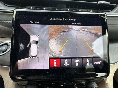 Used 2023 Jeep Grand Cherokee Limited w/ Luxury Tech Group II image 27