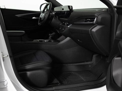 Certified 2024 Buick Envista Preferred w/ Convenience I Package image 39