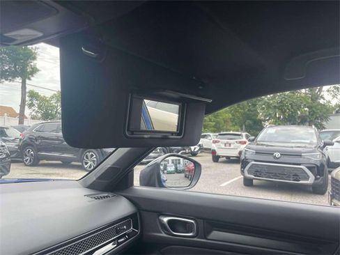 Used 2023 Honda Civic Sport image 31