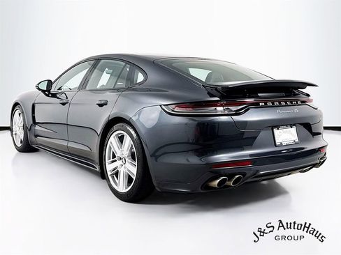 Used 2023 Porsche Panamera 4S image 5