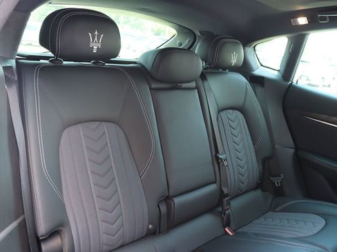 Used 2022 Maserati Levante GT image 52