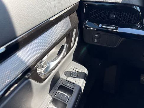 Used 2024 Honda CR-V EX-L image 24