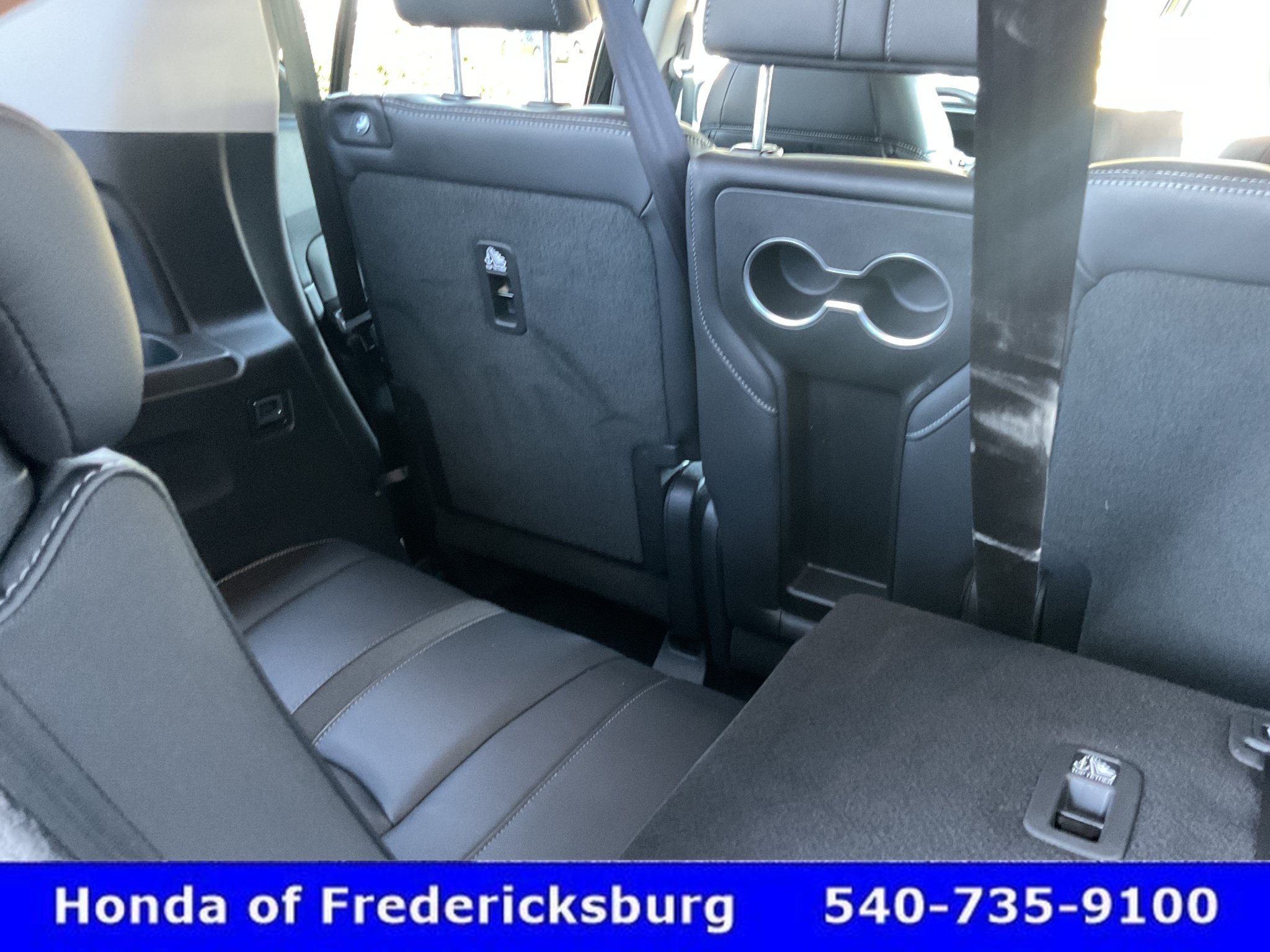 Used 2025 Honda Pilot EX-L image 17
