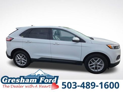 Used 2024 Ford Edge SEL w/ Convenience Package image 7