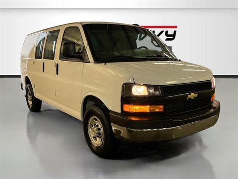 Used 2024 Chevrolet Express 2500 w/ Driver Convenience Package image 1