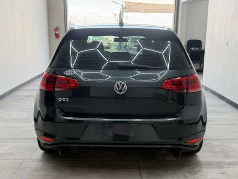 Used 2015 Volkswagen Golf 4-Door FWD image 7