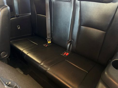 Used 2021 Toyota Highlander Limited image 15