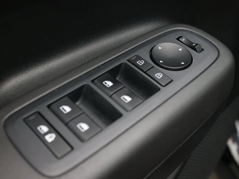 Used 2024 Hyundai Santa Fe SE FWD image 13