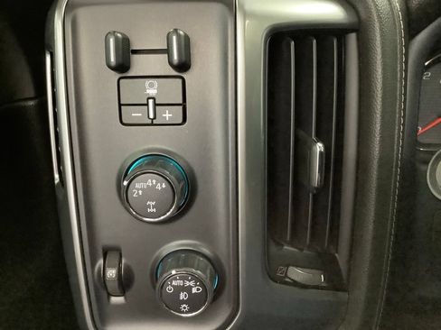 Used 2017 Chevrolet Silverado 1500 LTZ Z71 w/ LTZ Plus Package AWD/4WD image 16