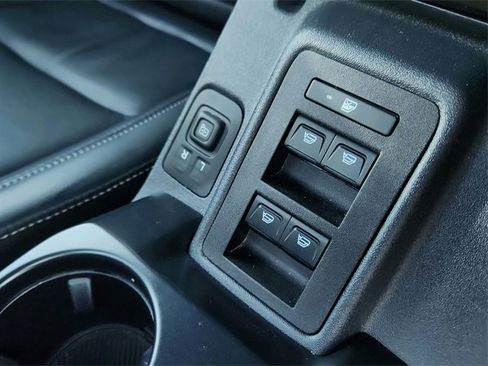 Used 2025 Ford Bronco Outer Banks image 24