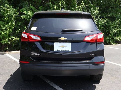 Certified 2021 Chevrolet Equinox LS w/ LS Convenience Package AWD/4WD image 6
