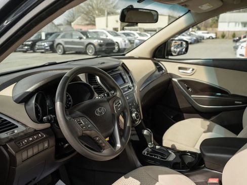 Used 2017 Hyundai Santa Fe Sport AWD/4WD image 6