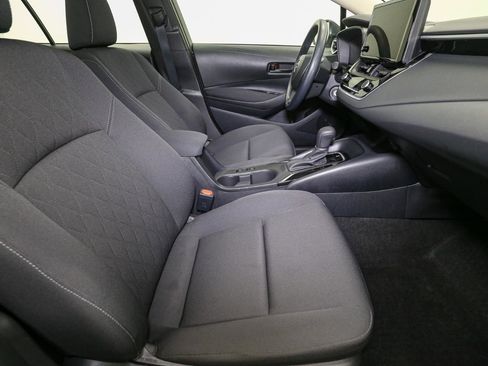 Used 2023 Toyota Corolla LE image 16