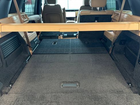 Certified 2025 Land Rover Range Rover Long Wheelbase SE image 34