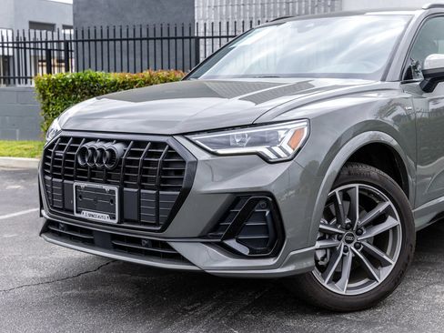 Used 2024 Audi Q3 2.0T Premium w/ Convenience Package AWD/4WD image 34