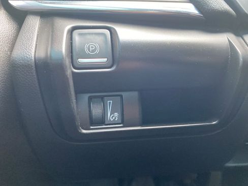 Used 2022 Cadillac CT4 Luxury w/ Sun And Sound Package image 24