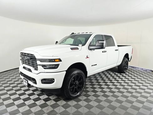 New 2026 RAM 3500 Big Horn AWD/4WD image 8