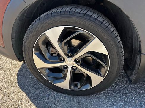 Used 2017 Hyundai Tucson Sport w/ Cargo Package image 9