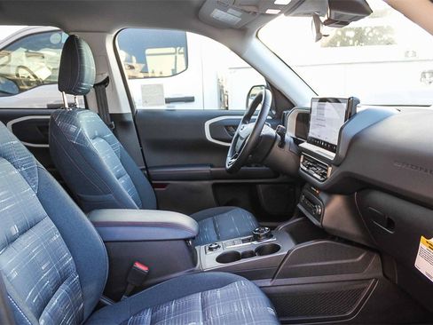 Used 2025 Ford Bronco Sport Heritage w/ Convenience Package image 21