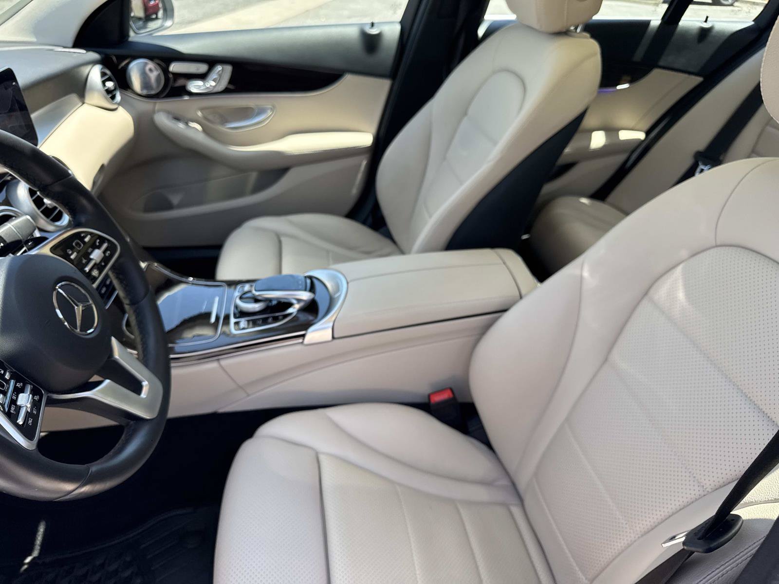 Used 2021 Mercedes-Benz C 300 4MATIC Sedan w/ Premium Package image 20