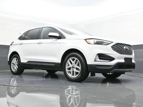 Used 2023 Ford Edge SEL image 58