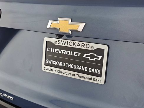 Used 2025 Chevrolet Equinox LT AWD/4WD image 13