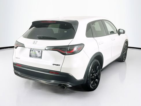 Used 2025 Honda HR-V Sport image 9