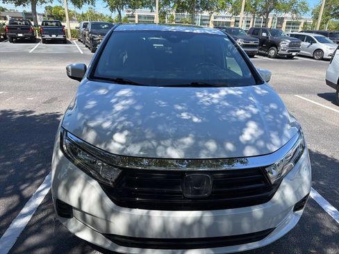 Used 2021 Honda Odyssey EX-L image 2