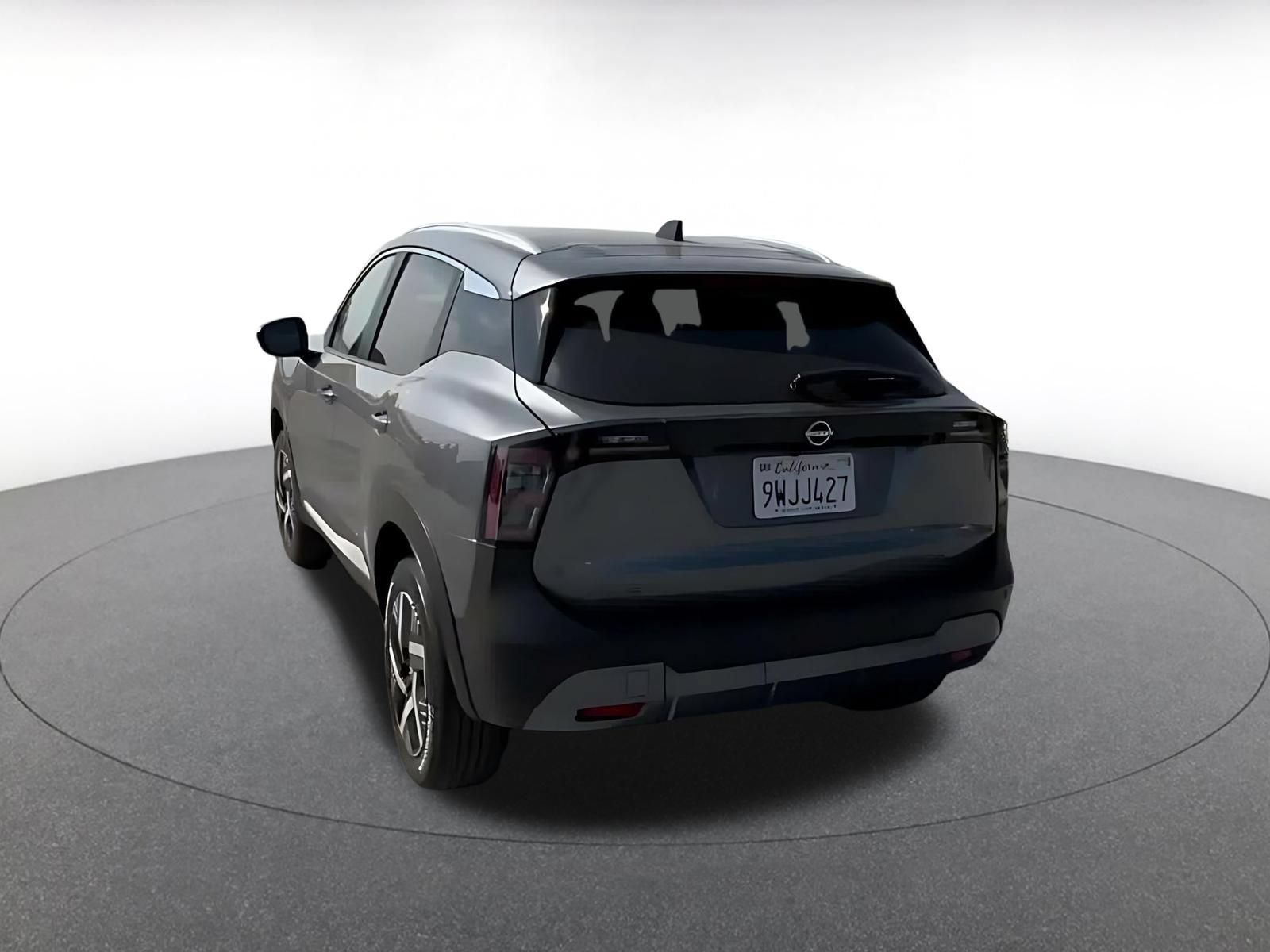 Used 2026 Nissan Kicks SV w/ Cold Weather Package FWD image 10