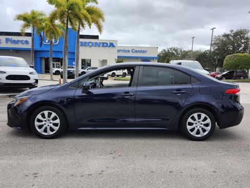 Used 2020 Toyota Corolla LE image 6