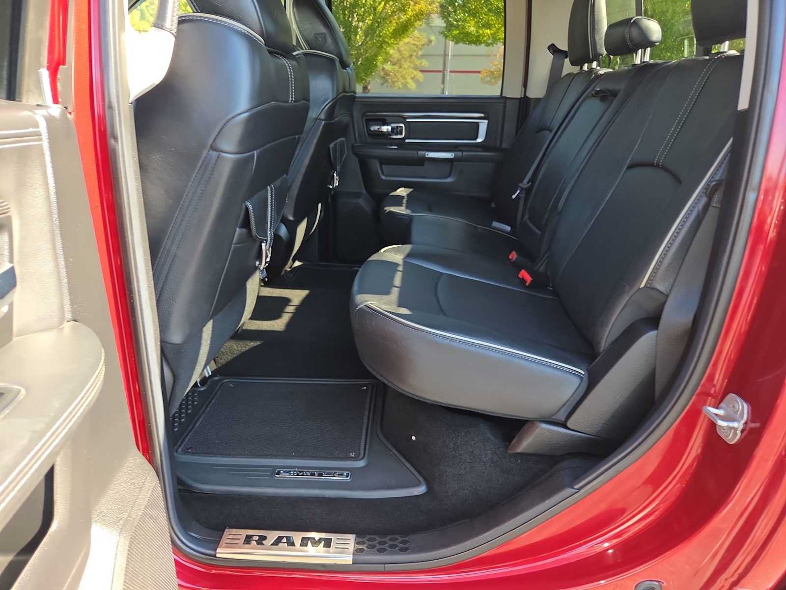 Used 2014 RAM 2500 Limited AWD/4WD image 21