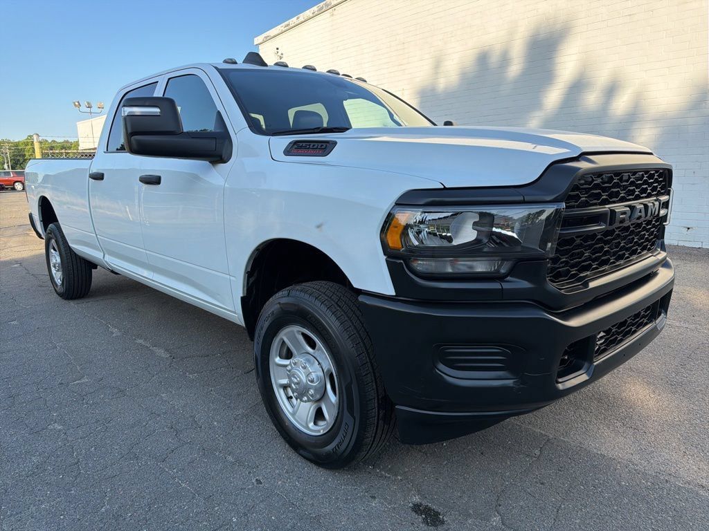 Used 2024 RAM 2500 4x4 Crew Cab Big Horn w/ Snow Chief Group image 8