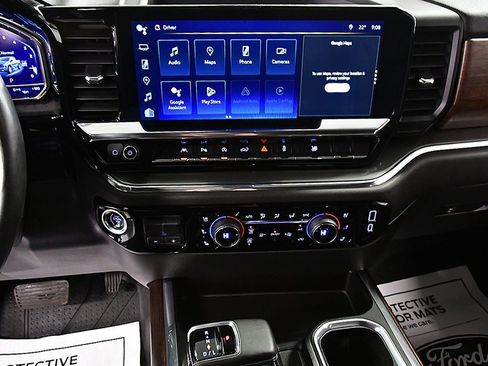 Used 2023 Chevrolet Silverado 1500 High Country w/ High Country Premium Package image 28