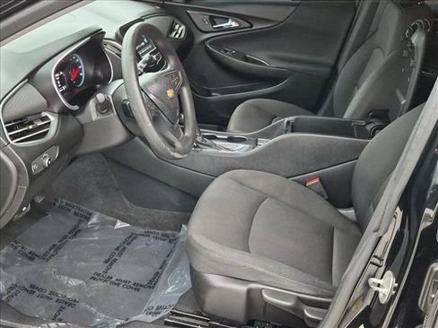 Used 2018 Chevrolet Malibu LS FWD image 12