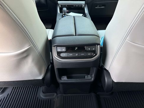 New 2026 Lexus TX 350 AWD image 18
