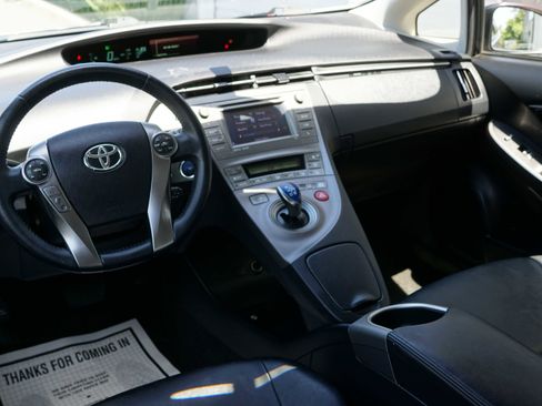 Used 2013 Toyota Prius Persona Series FWD image 29