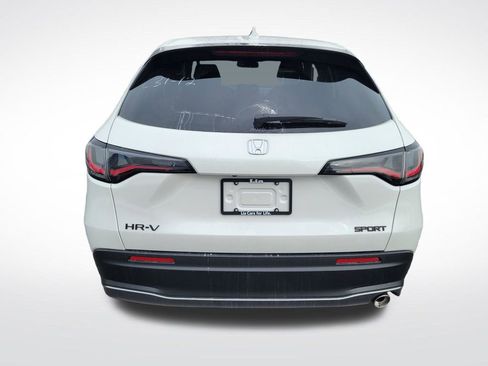 Certified 2026 Honda HR-V Sport image 4