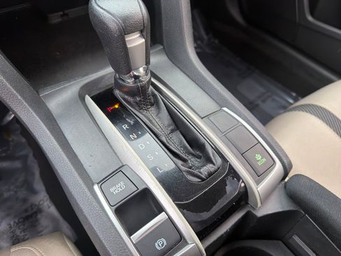 Used 2017 Honda Civic EX-T image 28