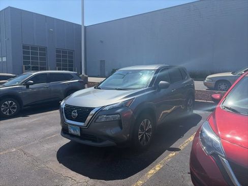 Used 2021 Nissan Rogue SV AWD/4WD image 7