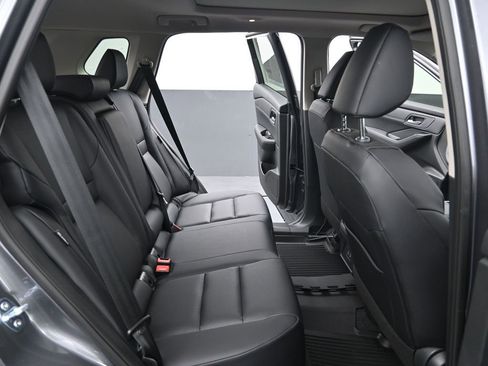 Used 2026 Nissan Rogue Dark Armor AWD/4WD image 12