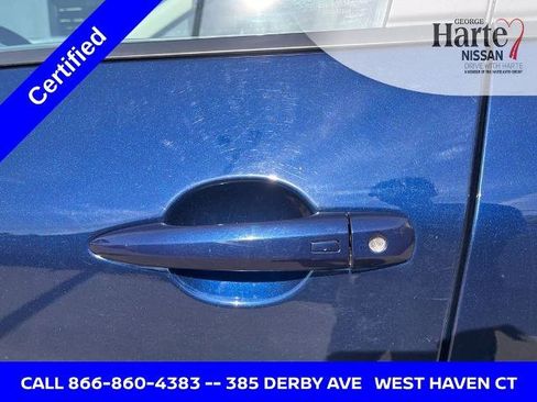 Certified 2025 Nissan Rogue SV AWD/4WD image 13