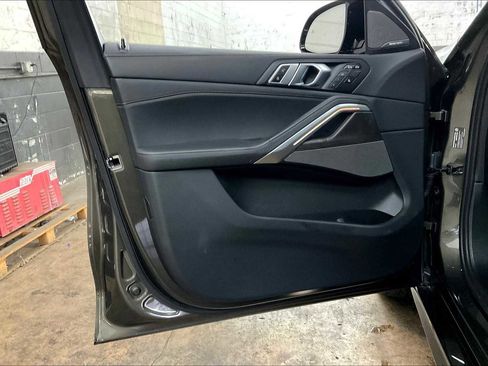 Used 2025 BMW X6 M60i image 26