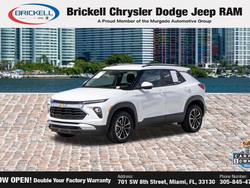 Used 2024 Chevrolet TrailBlazer LT FWD image 1