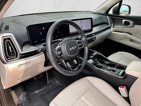 Used 2024 Kia Sorento SX FWD image 14