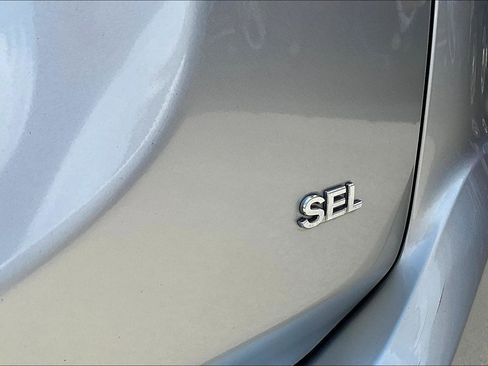 Used 2022 Mitsubishi Outlander SEL image 9