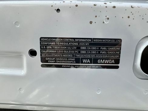 New 2025 Nissan Sentra SR image 32