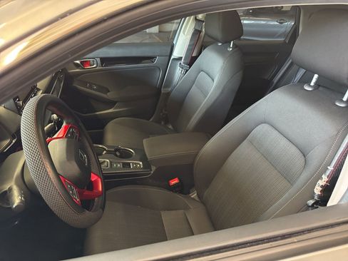 Used 2024 Honda Civic EX image 6